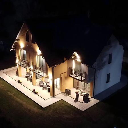 Pensiunea Piri Land Comarnic Exterior foto